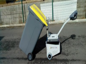 Tracteur-pousseur électrique compact