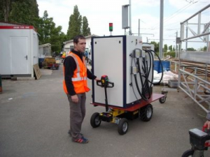 Transporteur électrique avec tête de timon